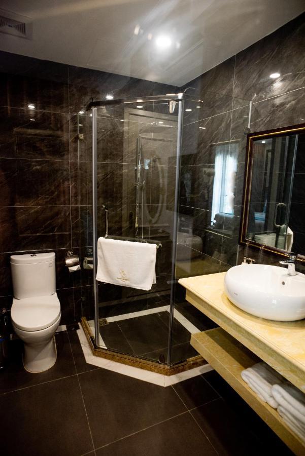 Rubyqueen Halong Hotel Hạ Long-öböl Kültér fotó