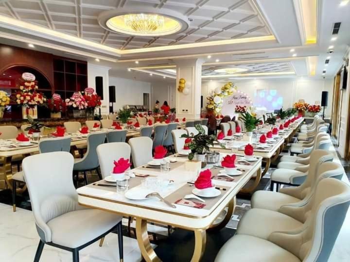 Rubyqueen Halong Hotel Hạ Long-öböl Kültér fotó